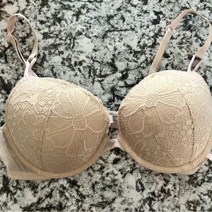 Victoria's Secret Lace Bra - Cream